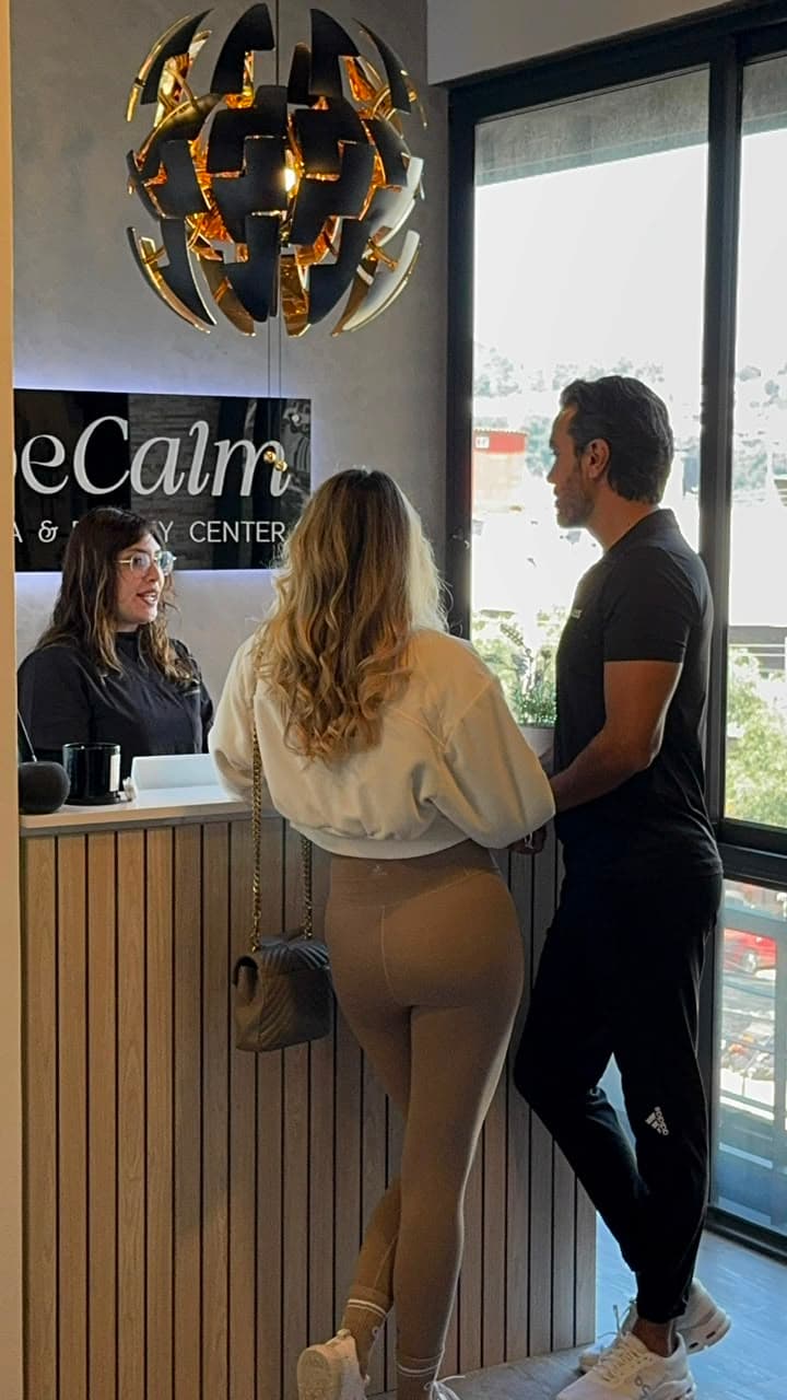 Atención personalizada en recepción